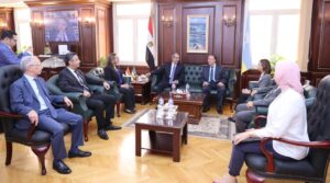 وزير الاتصالات و محافظ الإسكندرية بحثا التعاون لتطوير المؤسسى الرقمى بالمحافظة. وتنمية المهارات الرقمية للشباب 20 - جريدة المساء