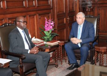 وزير الزراعة يلتقى رئيس مؤتمر الأطراف للأمم المتحدة المعني بالتصحر 17 - جريدة المساء