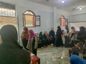 "الشعب الجمهوري" بقنا ينظم قافلة طبية لدعم صحة المرأة بقرية الأوسط قمولا بنقادة 62 - جريدة المساء