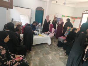 "الشعب الجمهوري" بقنا ينظم قافلة طبية لدعم صحة المرأة بقرية الأوسط قمولا بنقادة 26 - جريدة المساء