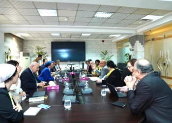 وزيرة البيئة تعقد اجتماع موسع مع السكرتير التنفيذي للأتفاقية الأطارية للأمم المتحدة لتغير المناخ لبحث آخر مستجدات الإعداد لاستضافة مؤتمر المناخ 19 - جريدة المساء