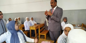 إحالة ١٢ موظفا ومدرسا " مزوغا " بتعليم بركة السبع .. للتحقيق 2 - جريدة المساء إحالة ١٢ موظفا ومدرسا " مزوغا " بتعليم بركة السبع .. للتحقيق 1 - جريدة المساء