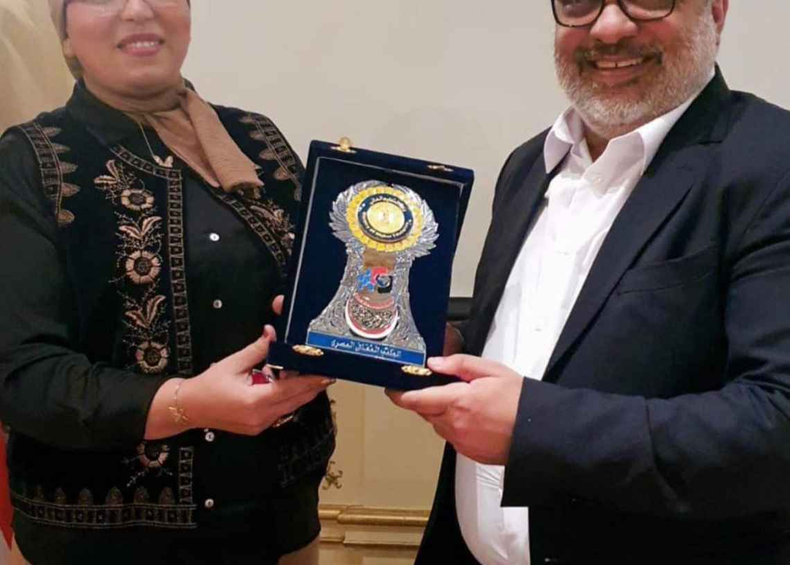 تكريم عبد الرحيم كمال من المركز الثقافي المصري بلندن  19 - جريدة المساء