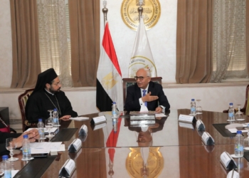 "حجازى" يلتقى وفد مجلس الأساقفة الكاثوليك والأمانة العامة للمدارس 21 - جريدة المساء