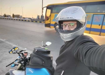 محافظ مطروح يستقبل غدا الرحالة المصري "علي عبده" الذي يروج لمؤتمر البيئة العالمي 27 - جريدة المساء