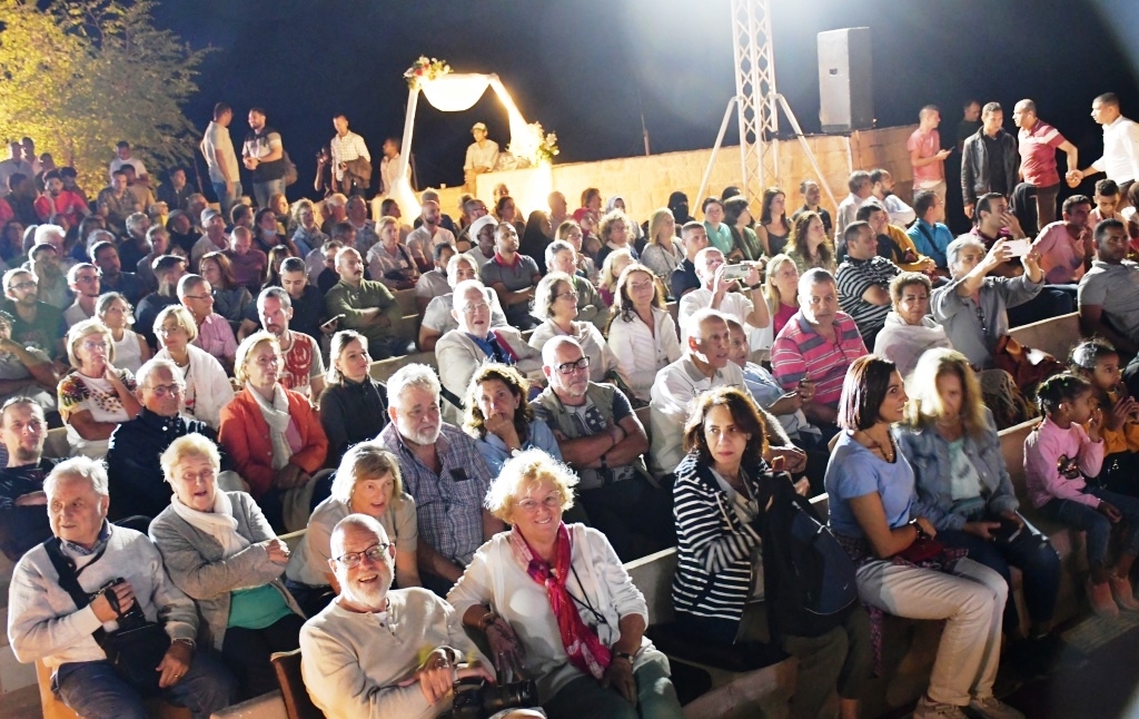 محافظ أسوان يشهد فعاليات متنوعة فى ليلة تعامد الشمس بمعبدى أبو سمبل 19 - جريدة المساء محافظ أسوان يشهد فعاليات متنوعة فى ليلة تعامد الشمس بمعبدى أبو سمبل 18 - جريدة المساء