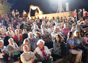 محافظ أسوان يشهد فعاليات متنوعة فى ليلة تعامد الشمس بمعبدى أبو سمبل 17 - جريدة المساء