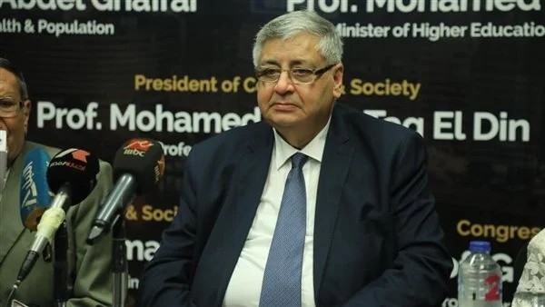 تاج الدين:إجراءأول عملية زرع رئة فى مصر..الشهر المقبل 18 - جريدة المساء