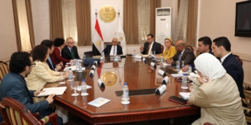 وزير التربية والتعليم يبحث مجالات التعاون مع وفد الوكالة الأمريكية للتنمية الدولية 2 - جريدة المساء وزير التربية والتعليم يبحث مجالات التعاون مع وفد الوكالة الأمريكية للتنمية الدولية 1 - جريدة المساء