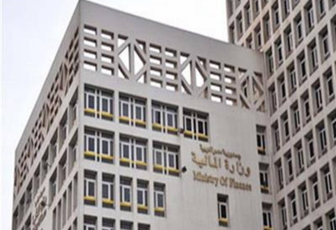 «المالية» تعلن شروط الاستفادة من مشروع قانون استيراد السيارات للمصريين المغتربين المقيمين بالخارج 19 - جريدة المساء