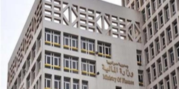 «المالية» تعلن شروط الاستفادة من مشروع قانون استيراد السيارات للمصريين المغتربين المقيمين بالخارج 1 - جريدة المساء