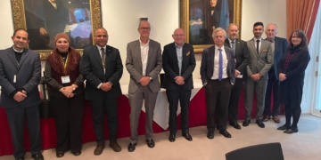 رئيس أكاديمية البحث العلمي يستعرض نتائج مباحثات التعاون مع عدد من المؤسسات العلمية البريطانية 2 - جريدة المساء رئيس أكاديمية البحث العلمي يستعرض نتائج مباحثات التعاون مع عدد من المؤسسات العلمية البريطانية 1 - جريدة المساء