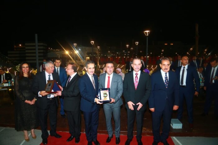 فى أسبوع واحد .. 8 جهات تكرم صناع الخير لجهودها المميزة فى دعم شرائح غير القادرين 19 - جريدة المساء