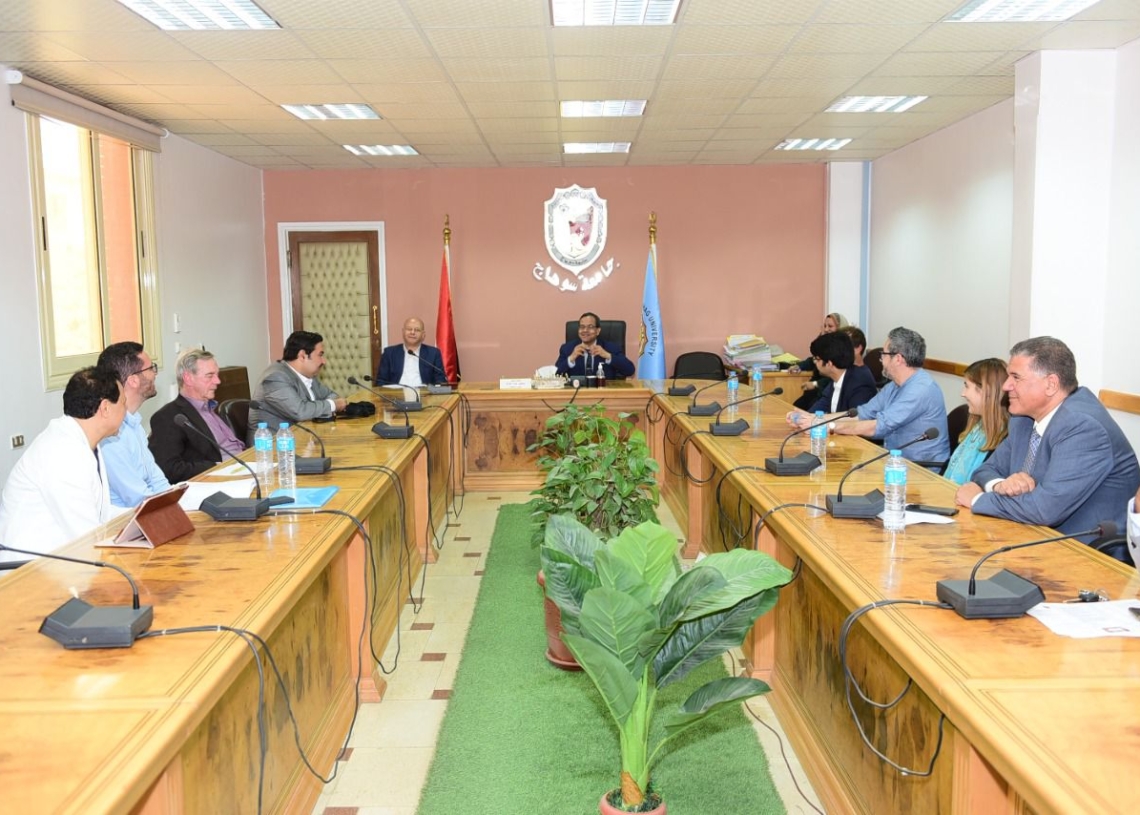 لتعزيز التعاون العلمي والبحثى...جامعة سوهاج تستقبل وفداً هولندياً بمختلف التخصصات العلمية 19 - جريدة المساء لتعزيز التعاون العلمي والبحثى...جامعة سوهاج تستقبل وفداً هولندياً بمختلف التخصصات العلمية 18 - جريدة المساء