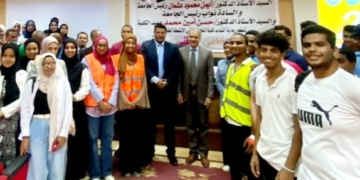 كلية التجارة جامعة أسوان: تطلق مبادرة " نحو استراتيجية جديدة للتنشيط السياحة بقرية فارس في ضوء التغير المناخي" 2 - جريدة المساء كلية التجارة جامعة أسوان: تطلق مبادرة " نحو استراتيجية جديدة للتنشيط السياحة بقرية فارس في ضوء التغير المناخي" 1 - جريدة المساء