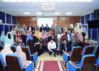 كلية الطب بجامعة سوهاج تناقش "المشكلة السكانية بمصر …الحاضر والمستقبل 27 - جريدة المساء