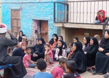 محافظ أسوان بتابع تنظيم 28 من جلسات الدوار ضمن المشروع القومى لتنمية الأسرة المصرية 27 - جريدة المساء