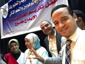 بالأسماء .. تكريم مدير إدارة نقادة وطلاب الإدارة الفائزين في مسابقة "الابداع طموح" 23 - جريدة المساء