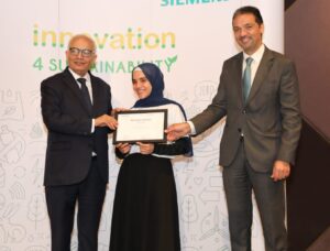 بعد فوزهم فى مشروعات التغير المناخى..وزيرالتعليم يكرم طلاب مدارس المتفوقين في العلوم والتكنولوجيا STEM 29 - جريدة المساء