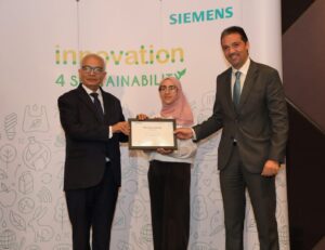 بعد فوزهم فى مشروعات التغير المناخى..وزيرالتعليم يكرم طلاب مدارس المتفوقين في العلوم والتكنولوجيا STEM 33 - جريدة المساء