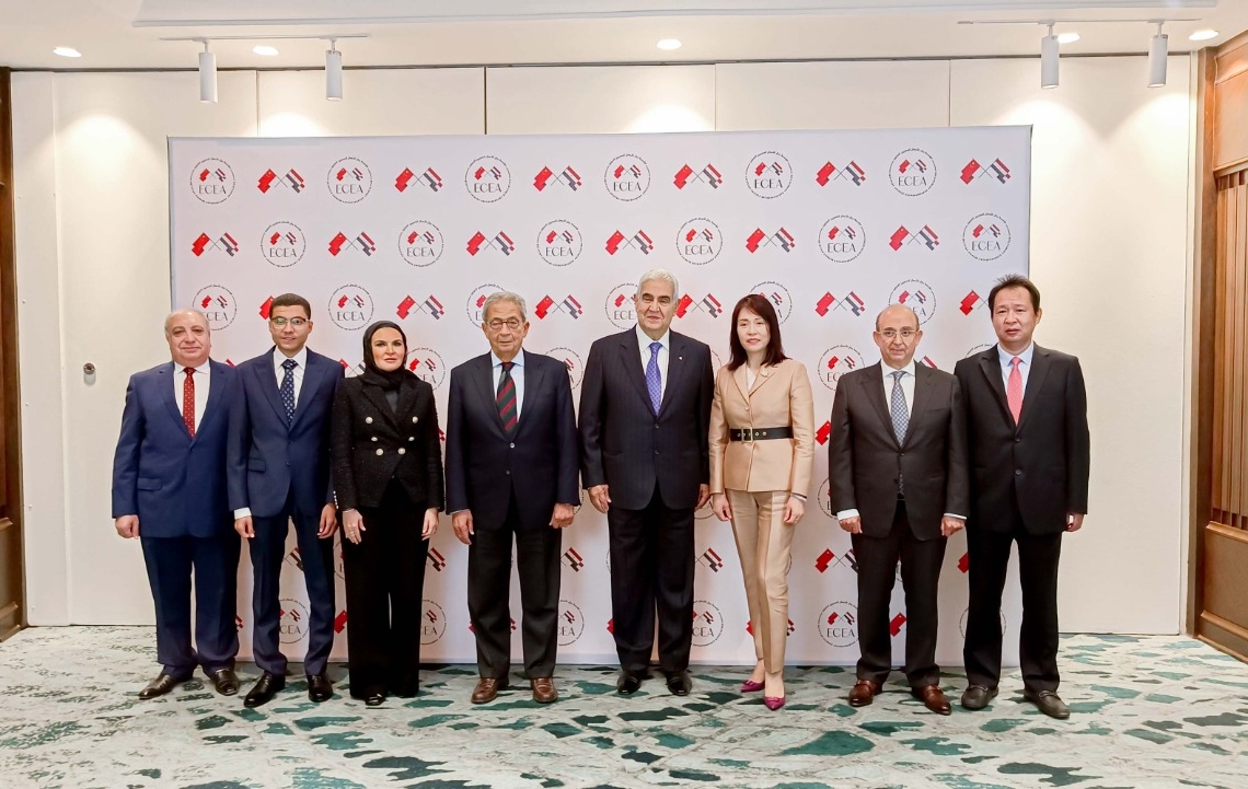 بحضور عمرو موسى وسحر نصر.. أول اجتماع لـ رجال الأعمال المصريين الصينيين 19 - جريدة المساء بحضور عمرو موسى وسحر نصر.. أول اجتماع لـ رجال الأعمال المصريين الصينيين 18 - جريدة المساء