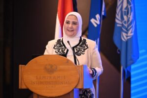 "وزيرة التضامن": التغيرات المناخية ضاعفت أعداد المهاجرين واللاجئين وغيّرت أنماط الاستيطان البشرى 19 - جريدة المساء