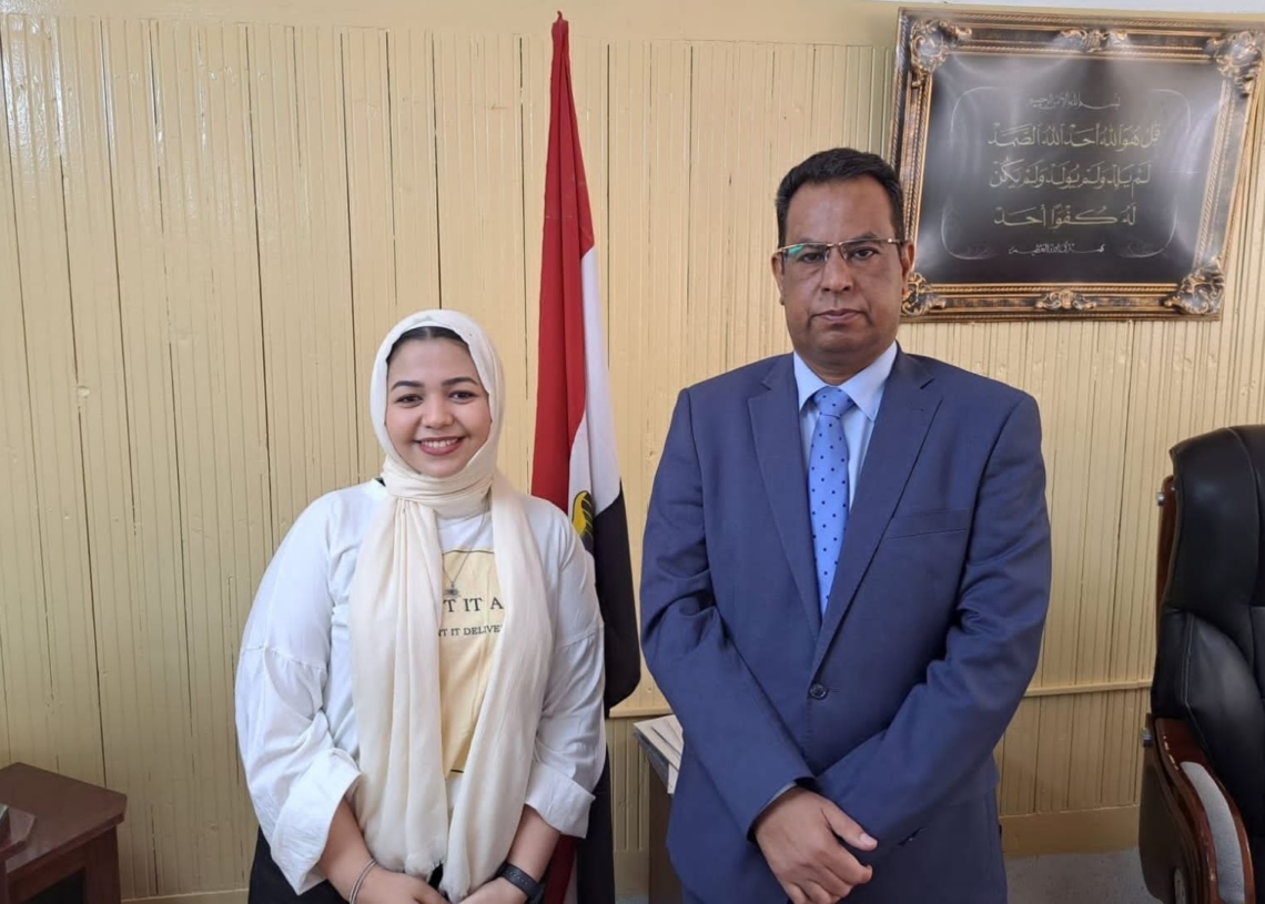 أصغر مؤلفة روايات .. عميد كلية الحقوق بقنا يكرم الطالبة مريم عبدالرحيم 19 - جريدة المساء