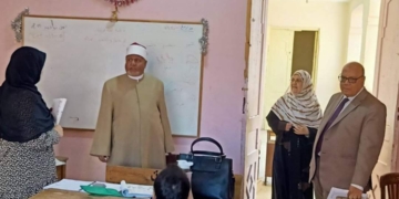 موفد قطاع المعاهد الأزهرية ومدير التعليم الثانوي يتابعان انتظام الدراسة بمعاهد الشرقية 2 - جريدة المساء موفد قطاع المعاهد الأزهرية ومدير التعليم الثانوي يتابعان انتظام الدراسة بمعاهد الشرقية 1 - جريدة المساء