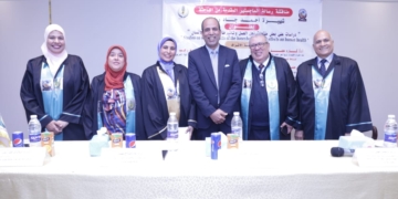 رسالة ماجستير بزراعة قنا تناقش تأثير منتجات نحل العسل على صحة الإنسان 1 - جريدة المساء