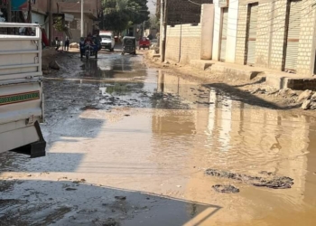 رئيس مركز أسيوط ينهي مشكلة مساكن السيول بالزاوية 33 - جريدة المساء