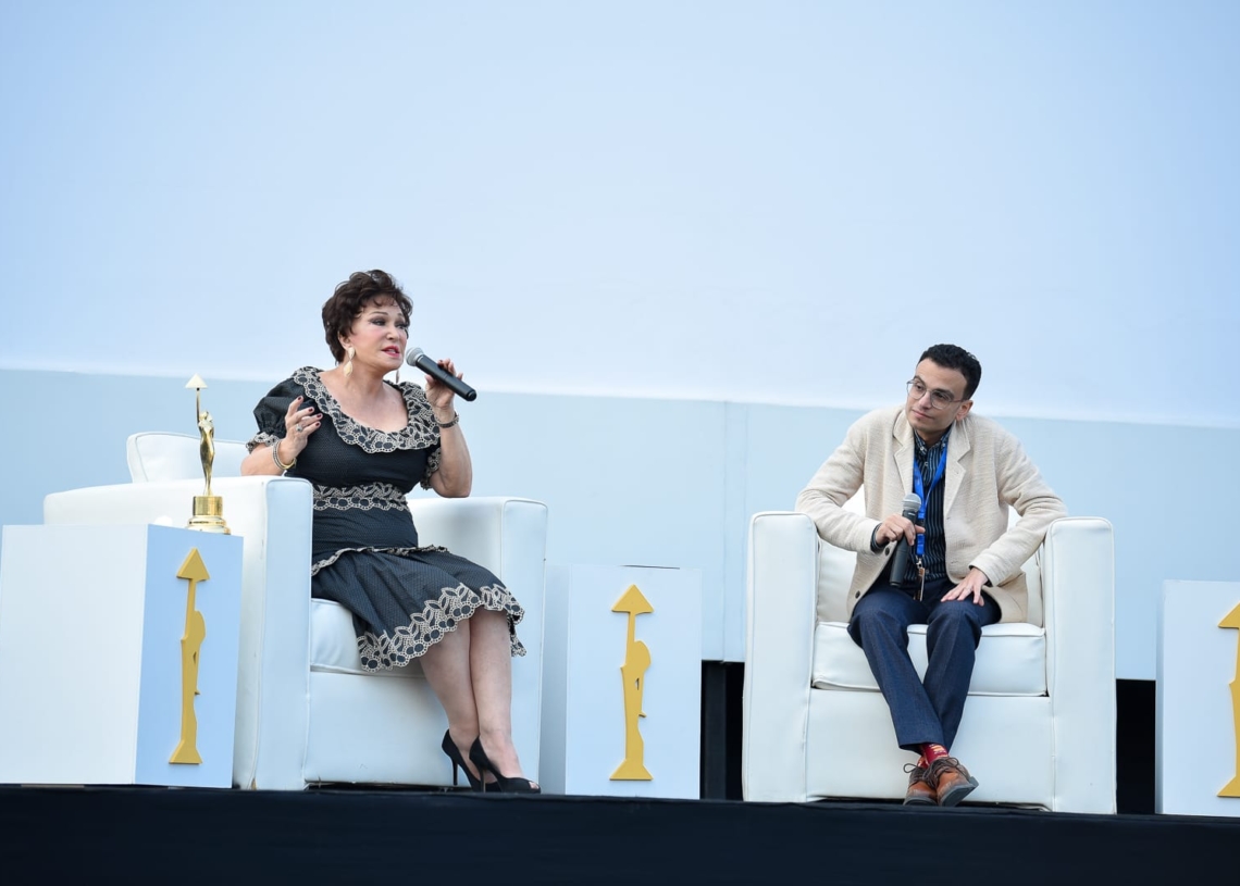 لبلبة بعد تكريمها: تمنيت ان اتلقى اتصالا من الساحر وزكي ونور الشريف 19 - جريدة المساء لبلبة بعد تكريمها: تمنيت ان اتلقى اتصالا من الساحر وزكي ونور الشريف 18 - جريدة المساء