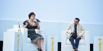 لبلبة بعد تكريمها: تمنيت ان اتلقى اتصالا من الساحر وزكي ونور الشريف 2 - جريدة المساء لبلبة بعد تكريمها: تمنيت ان اتلقى اتصالا من الساحر وزكي ونور الشريف 1 - جريدة المساء