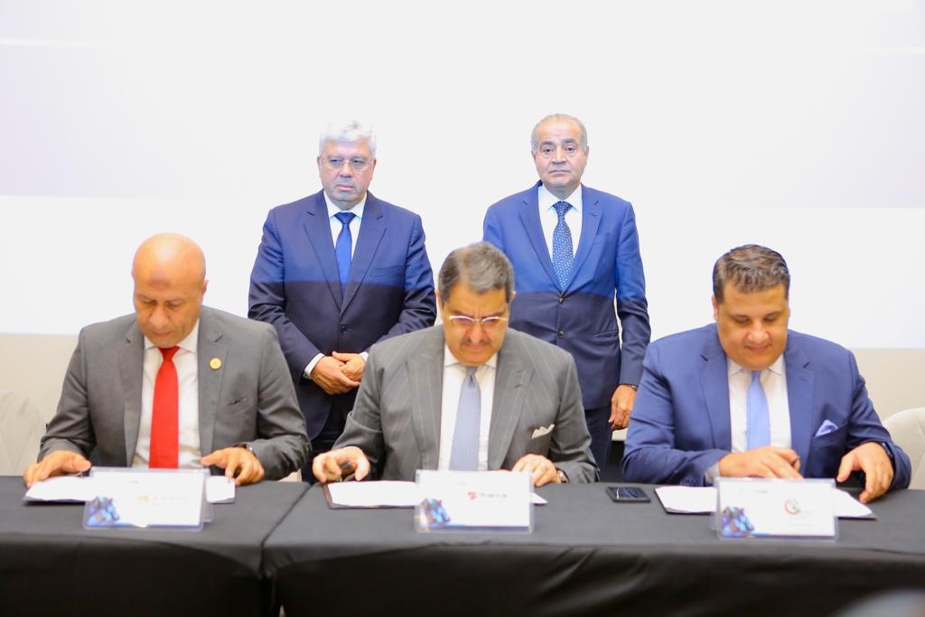 بروتوكول تعاون لتقديم منح دراسية شاملة للطلاب النابغين غير القادرين بالجامعات التكنولوجية 35 - جريدة المساء