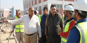 مياه المنيا: متابعة مشروعات حياه كريمة بلموي ودير مواس 9 - جريدة المساء