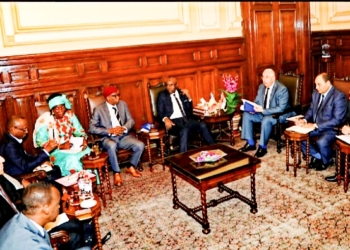 السيد القصير يبحث مع وزير الثروة الحيوانية بتشاد آفاق التعاون بين القاهرة وانجامينا 22 - جريدة المساء