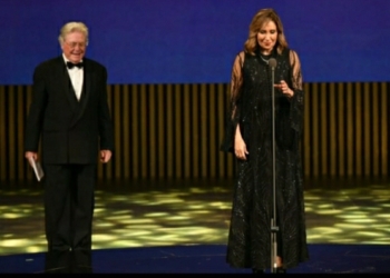 الفنان حسين فهمى .. اطلاق اسم الفنان الراحل سمير صبرى على الدورة ال ٤٤ من مهرجان القاهرة السينمائى 19 - جريدة المساء