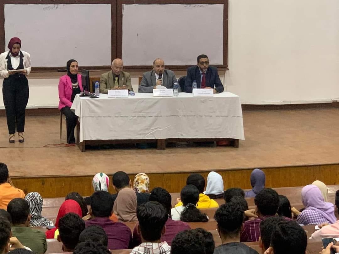 جامعة الإسكندرية تنظم مبادرة طلابية على مدار العام للمشاركة في قضايا تغير المناخ 19 - جريدة المساء