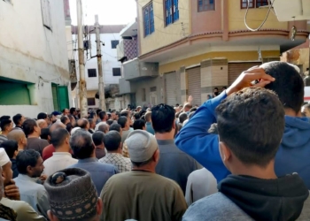 تشييع جنازه الضحايا الثلاث لحادث قريه( الشقه) بكفرالشيخ فى موكب جنائزى مهيب 21 - جريدة المساء