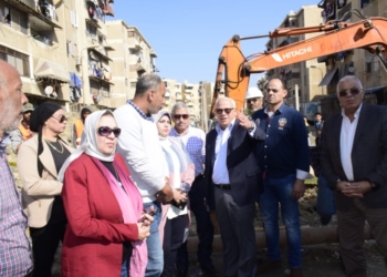 محافظ بوسعيد يتفقد أعمال تطوير مناطق خالد بن الوليد و عمر بن الخطاب بالزهور 31 - جريدة المساء