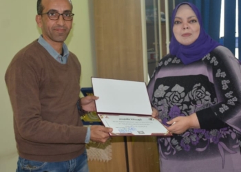 مكتبة مصر العامة بالمنيا تكرم إسماعيل محمد المنسق العام للمنظمة العالمية لخريجي الأزهر بالمنيا 29 - جريدة المساء