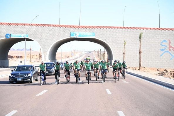 على هامش مؤتمر الشباب للمناخ COY17.. وزير الشباب والرياضة يطلق المهرجان الرياضي للدراجات وسط مشاركة1500 شاب وفتاة من دول العالم 19 - جريدة المساء