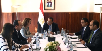 رئيس الوزراء يلتقى وكيل السكرتير العام للأمم المتحدة المديرة التنفيذية لمكتب الأمم المتحدة للمخدرات والجريمة 2 - جريدة المساء رئيس الوزراء يلتقى وكيل السكرتير العام للأمم المتحدة المديرة التنفيذية لمكتب الأمم المتحدة للمخدرات والجريمة 1 - جريدة المساء