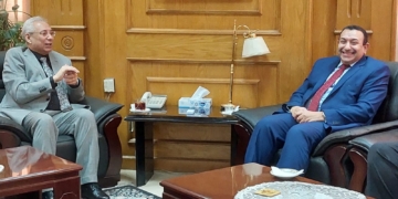 د. "فرحات" يستقبل رئيس الإدارة المركزية لطب الأسنان بوزارة الصحة 1 - جريدة المساء