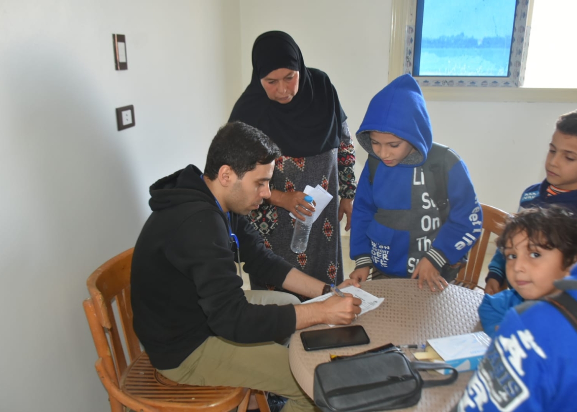 ٢٨٦ المستفيدين من القافله الطبيه التخصصية التي نظمتها جامعة مدينة السادات بعزبة العناني- مركز منوف 16 - جريدة المساء