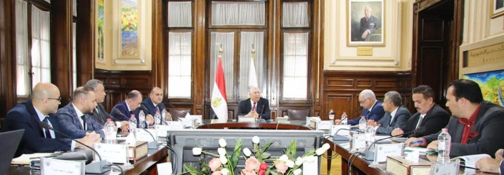 وزير الزراعة آلية جديدة للحوكمة والرقابة على منظومة الأسمدة لمنع التلاعب وضمان وصول الدعم لمستحقيه 20 - جريدة المساء وزير الزراعة آلية جديدة للحوكمة والرقابة على منظومة الأسمدة لمنع التلاعب وضمان وصول الدعم لمستحقيه 19 - جريدة المساء