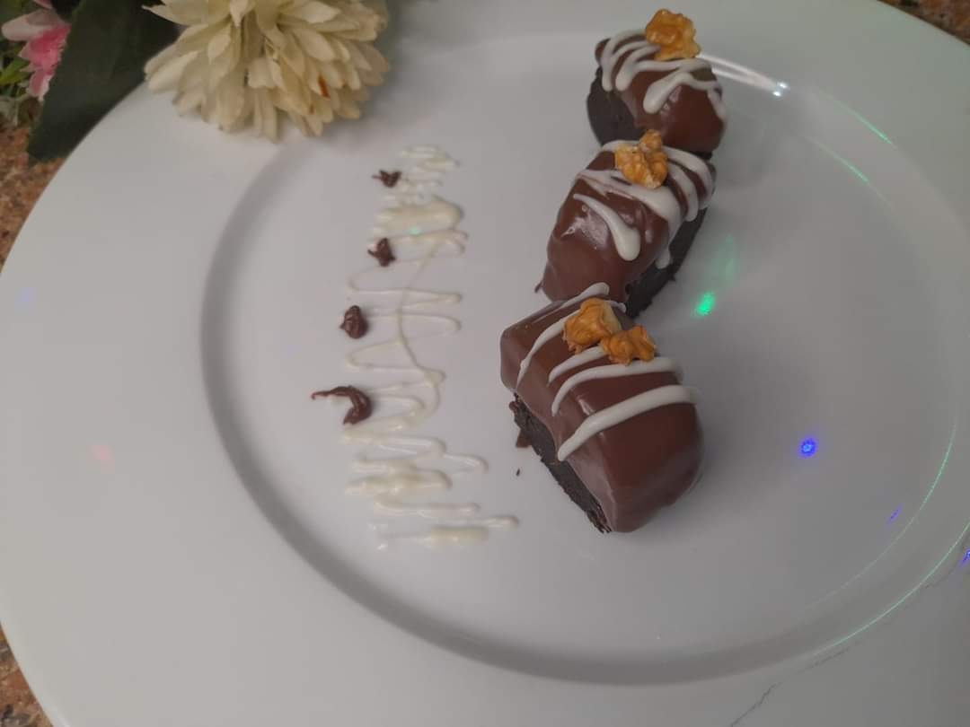 حلوي البسكويت بالشيكولاته بطريقة بسيطة للشيف سهام الحشاش 17 - جريدة المساء