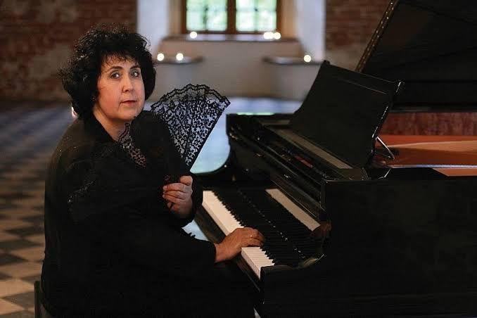 أوركسترا القاهرة السيمفوني يقدم مؤلفات بولندية من روائع القرن العشرين بالأوبرا 20 - جريدة المساء أوركسترا القاهرة السيمفوني يقدم مؤلفات بولندية من روائع القرن العشرين بالأوبرا 19 - جريدة المساء