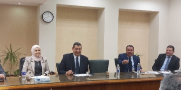 اجتماع بين ( المالية) ونقابتى الأطباء والأطباء البيطريين بشأن الفاتورة الالكترونية 2 - جريدة المساء اجتماع بين ( المالية) ونقابتى الأطباء والأطباء البيطريين بشأن الفاتورة الالكترونية 1 - جريدة المساء