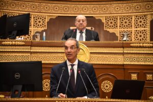وزير الاتصالات وتكنولوجيا المعلومات: 16.7% معدل نمو قطاع الاتصالات وتكنولوجيا المعلومات خلال العام المالى 2021/2022 21 - جريدة المساء
