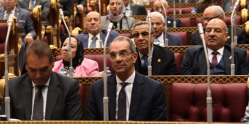 وزير الاتصالات وتكنولوجيا المعلومات: 16.7% معدل نمو قطاع الاتصالات وتكنولوجيا المعلومات خلال العام المالى 2021/2022 1 - جريدة المساء